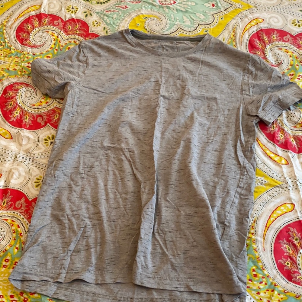 Banana republic tshirt